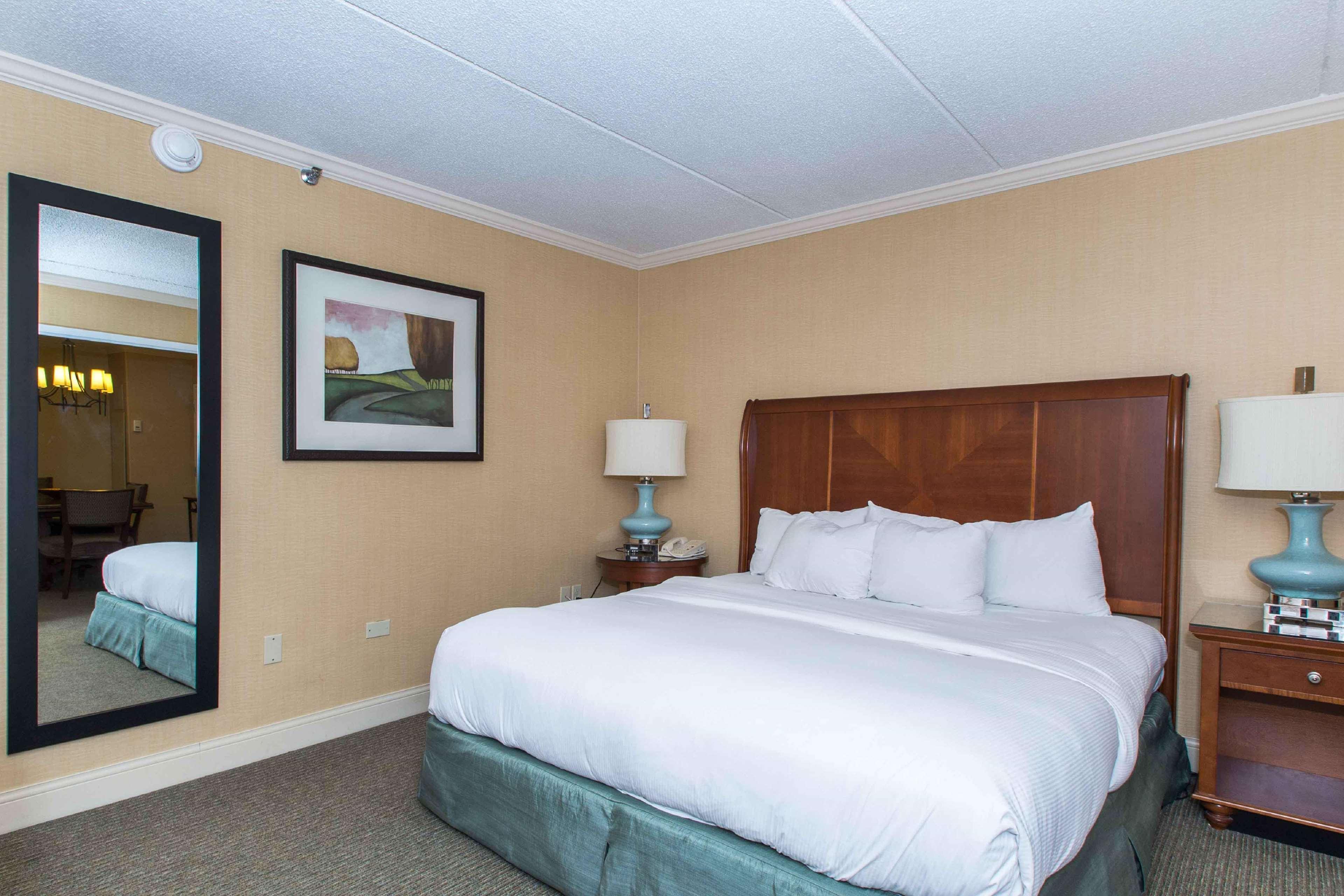Doubletree By Hilton Cleveland East Beachwood Buitenkant foto