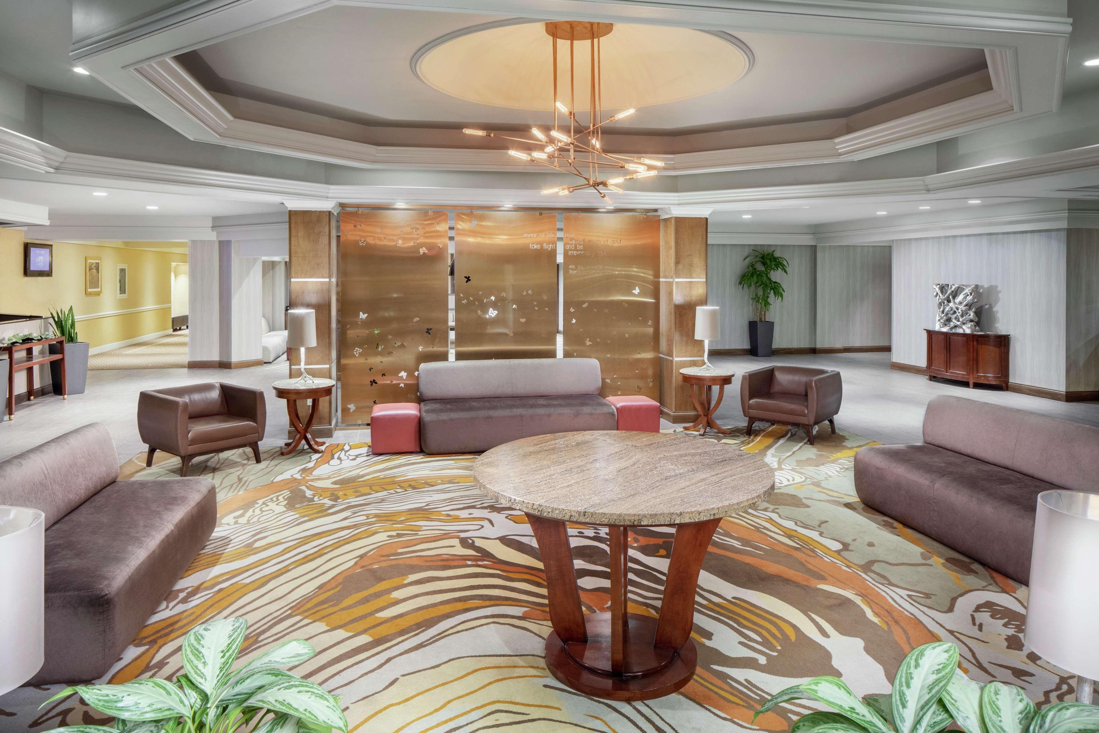 Doubletree By Hilton Cleveland East Beachwood Buitenkant foto