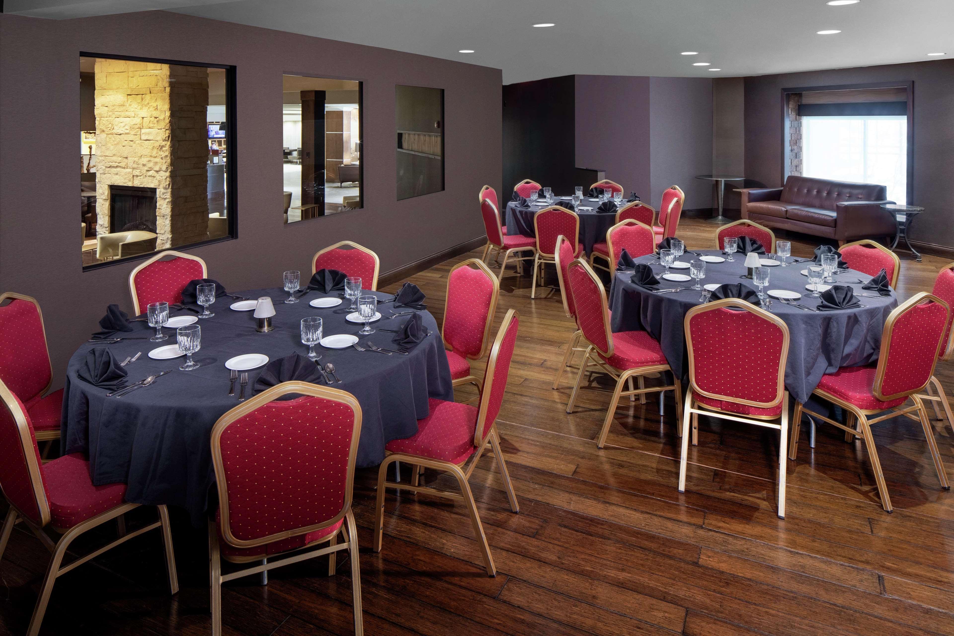 Doubletree By Hilton Cleveland East Beachwood Buitenkant foto