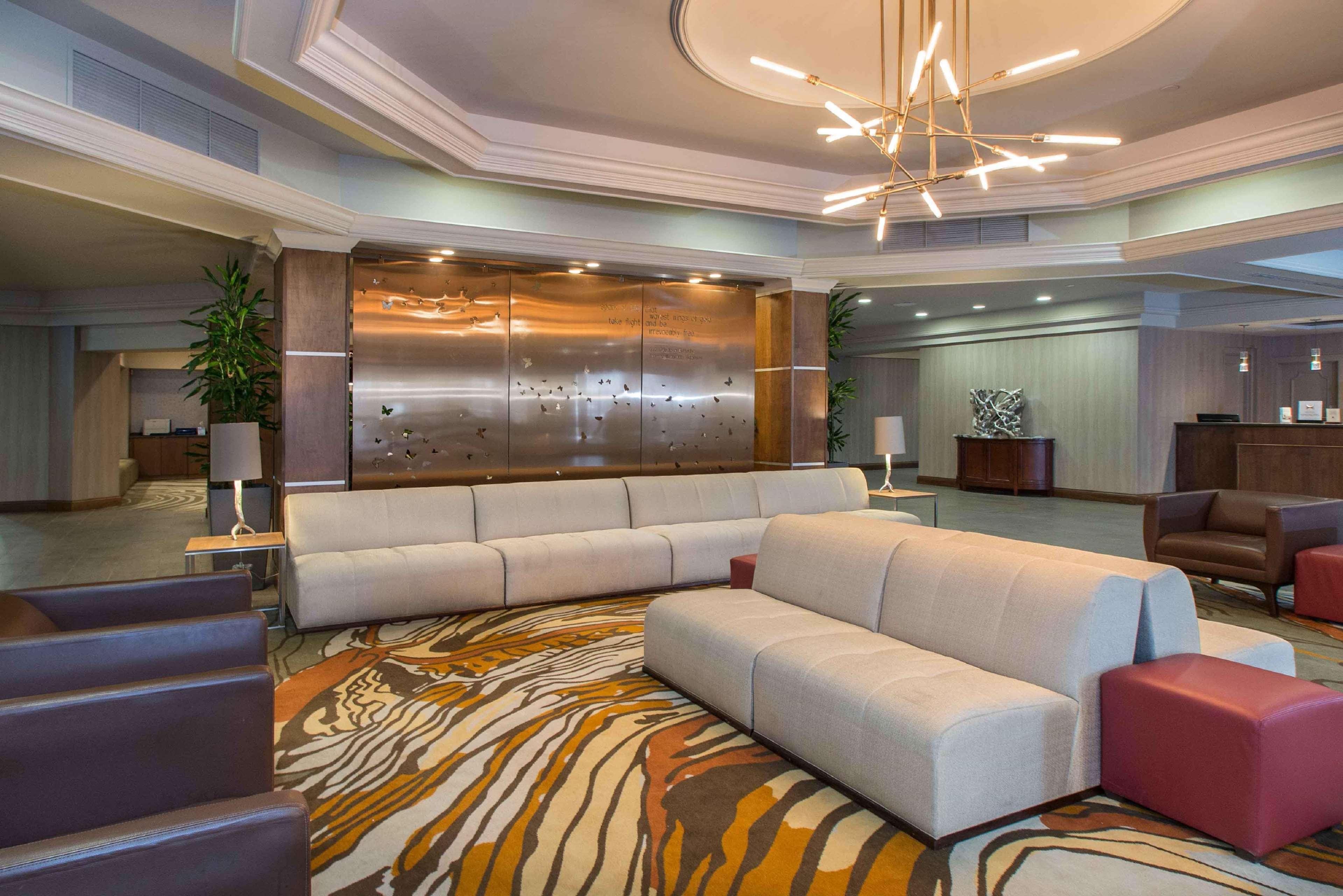 Doubletree By Hilton Cleveland East Beachwood Buitenkant foto