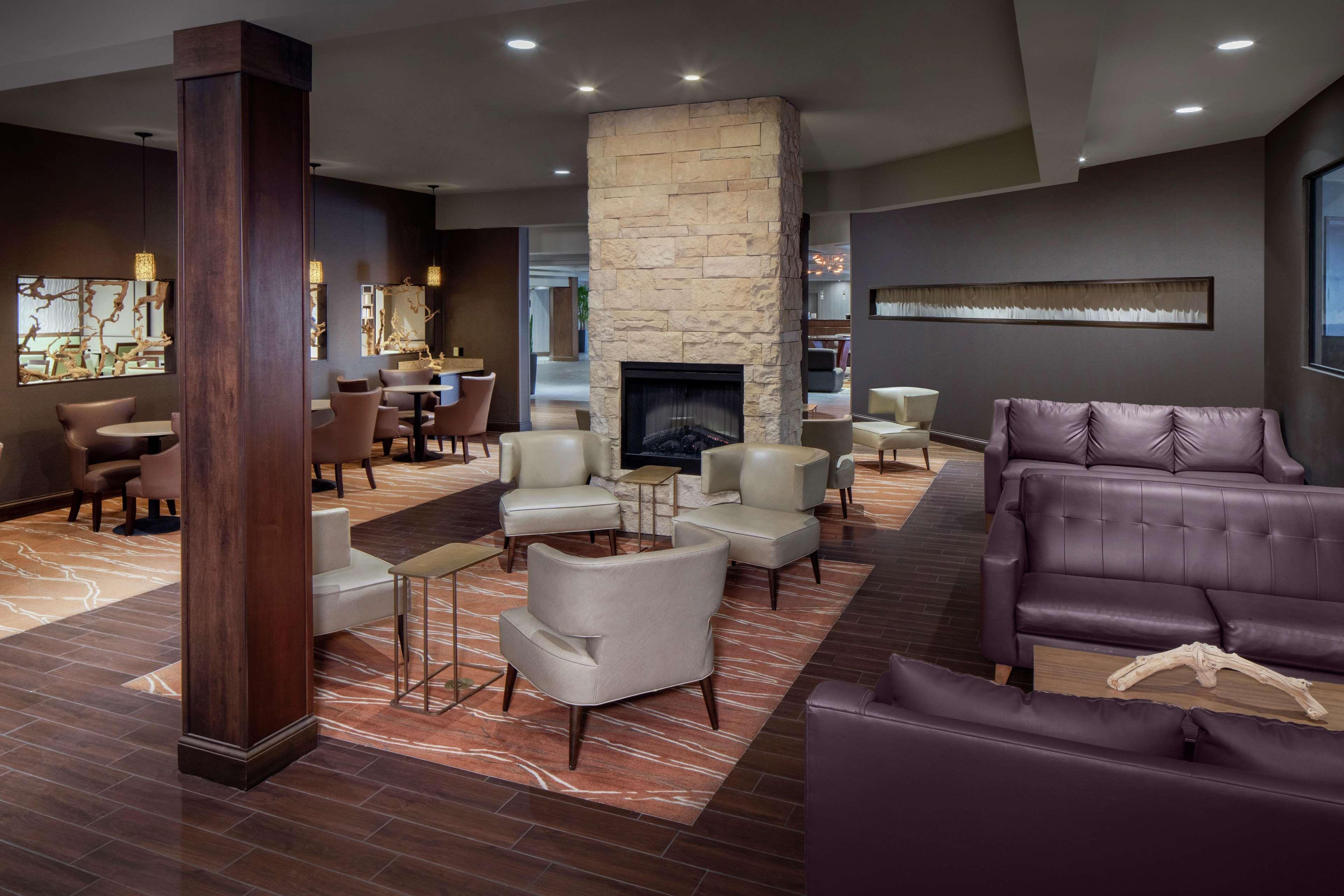 Doubletree By Hilton Cleveland East Beachwood Buitenkant foto