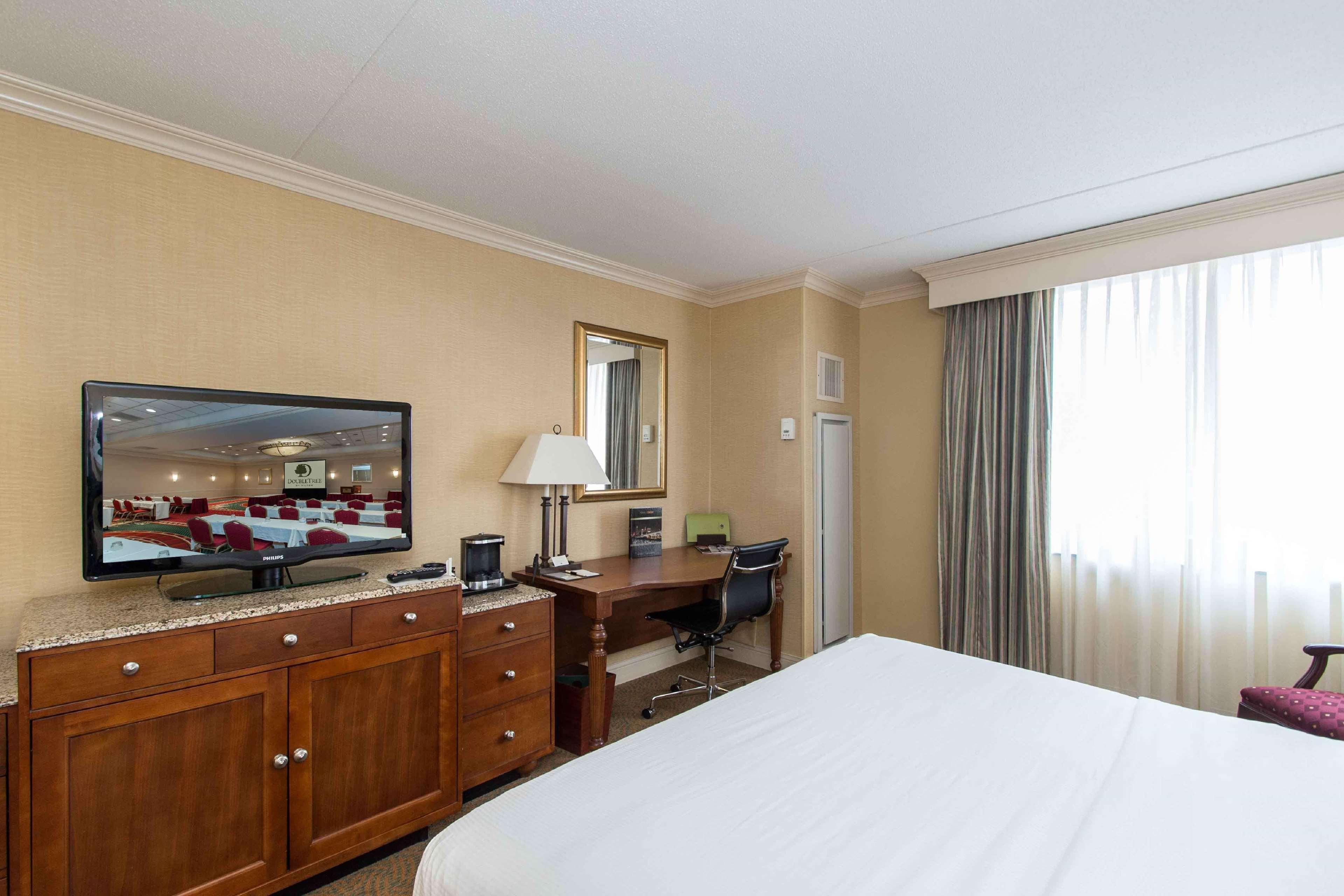 Doubletree By Hilton Cleveland East Beachwood Buitenkant foto