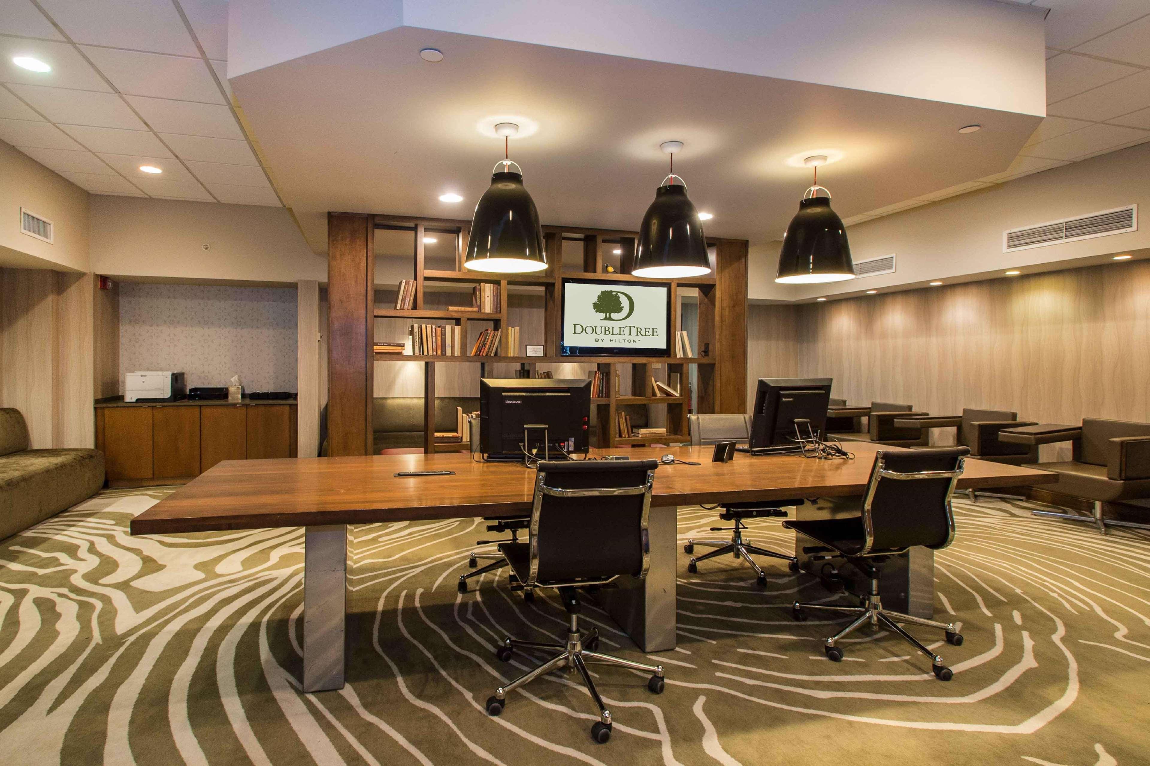 Doubletree By Hilton Cleveland East Beachwood Buitenkant foto