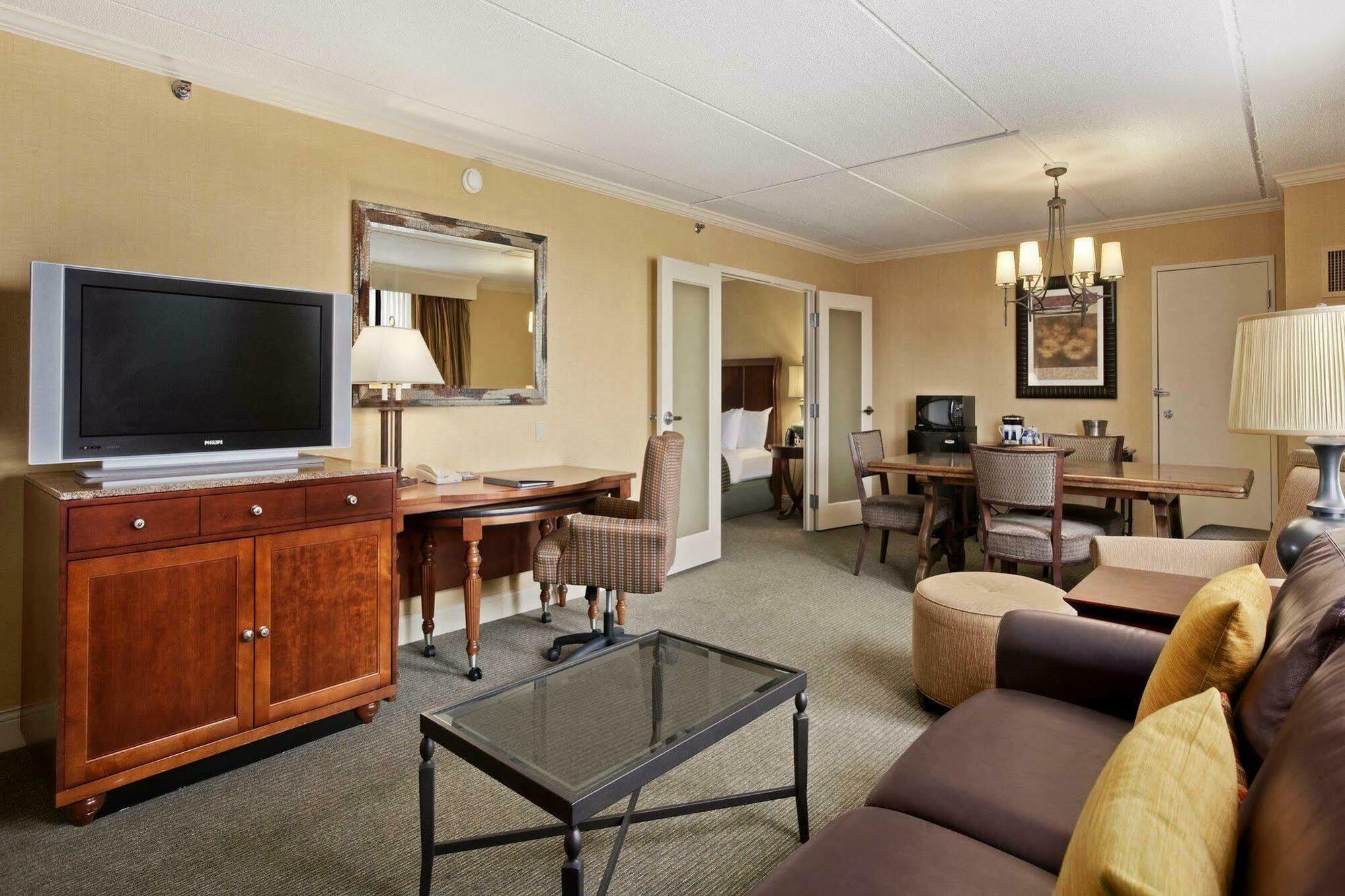 Doubletree By Hilton Cleveland East Beachwood Kamer foto
